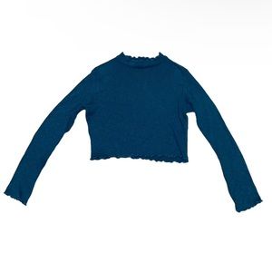 Cropped Long Sleeve Shirt